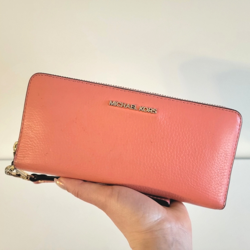 Large Michael Kors Leather Wallet